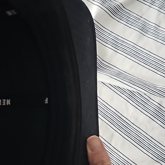 Neff hat - Picture 3 of 4